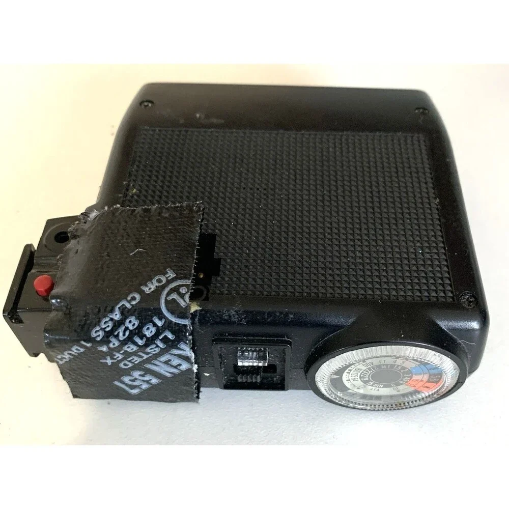 VIVITAR Model 253 Automatic Thyristor Electronic Flash W Manual & Cover See Note
